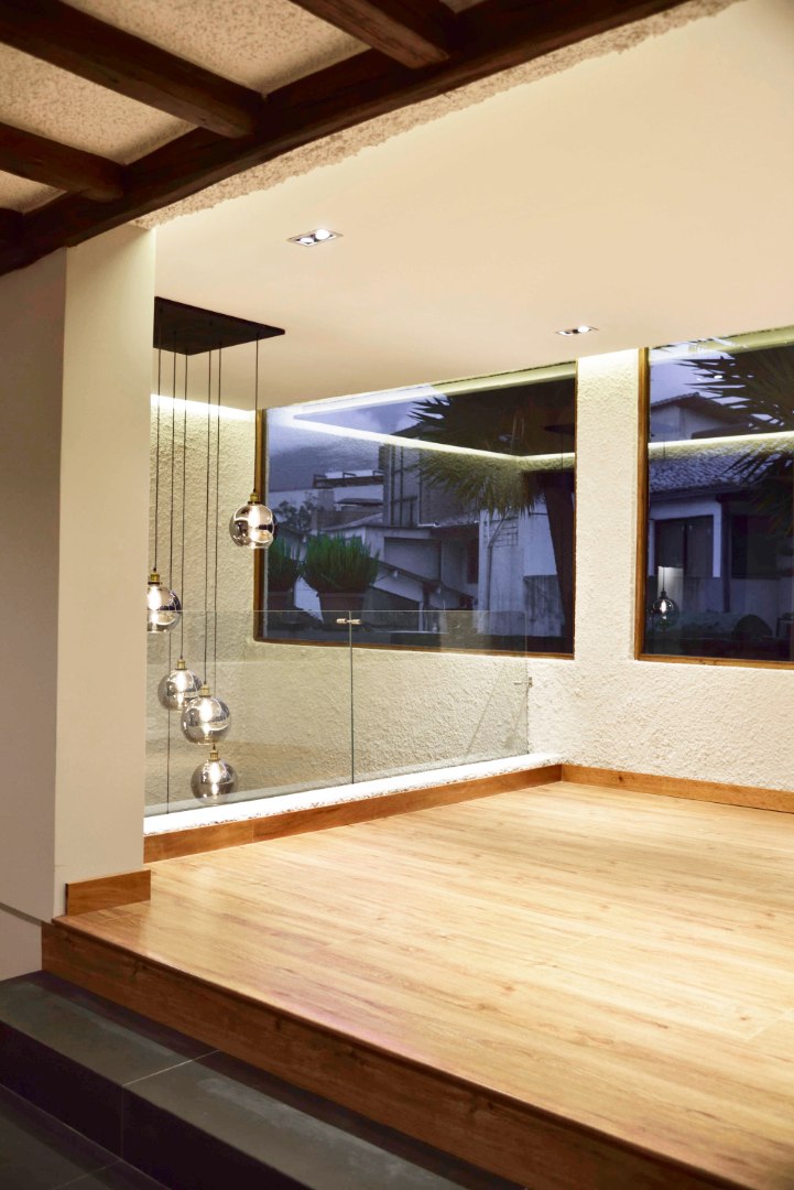 4Studio